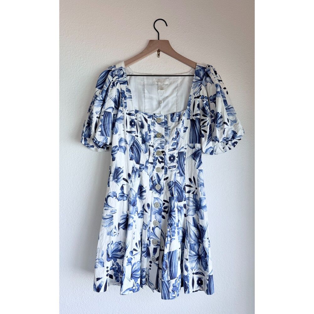 NEW Caroline Constas Button Front Hibiscus Tile Dress in Blue & White Size 4 - Picture 4 of 11